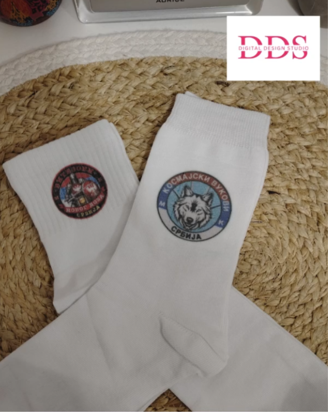čarape sa amblemom